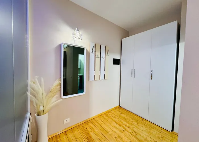 Edi Center * Shkodër