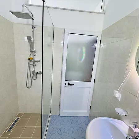 Edi Center * Shkodra